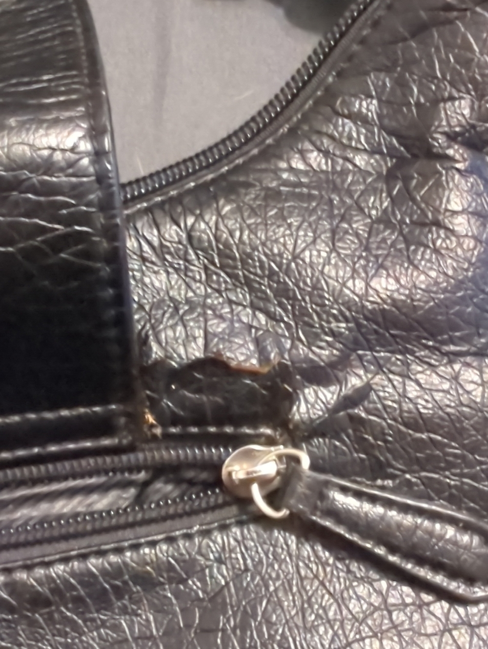 Gucci Black Leather Bag - Picture 4 of 5